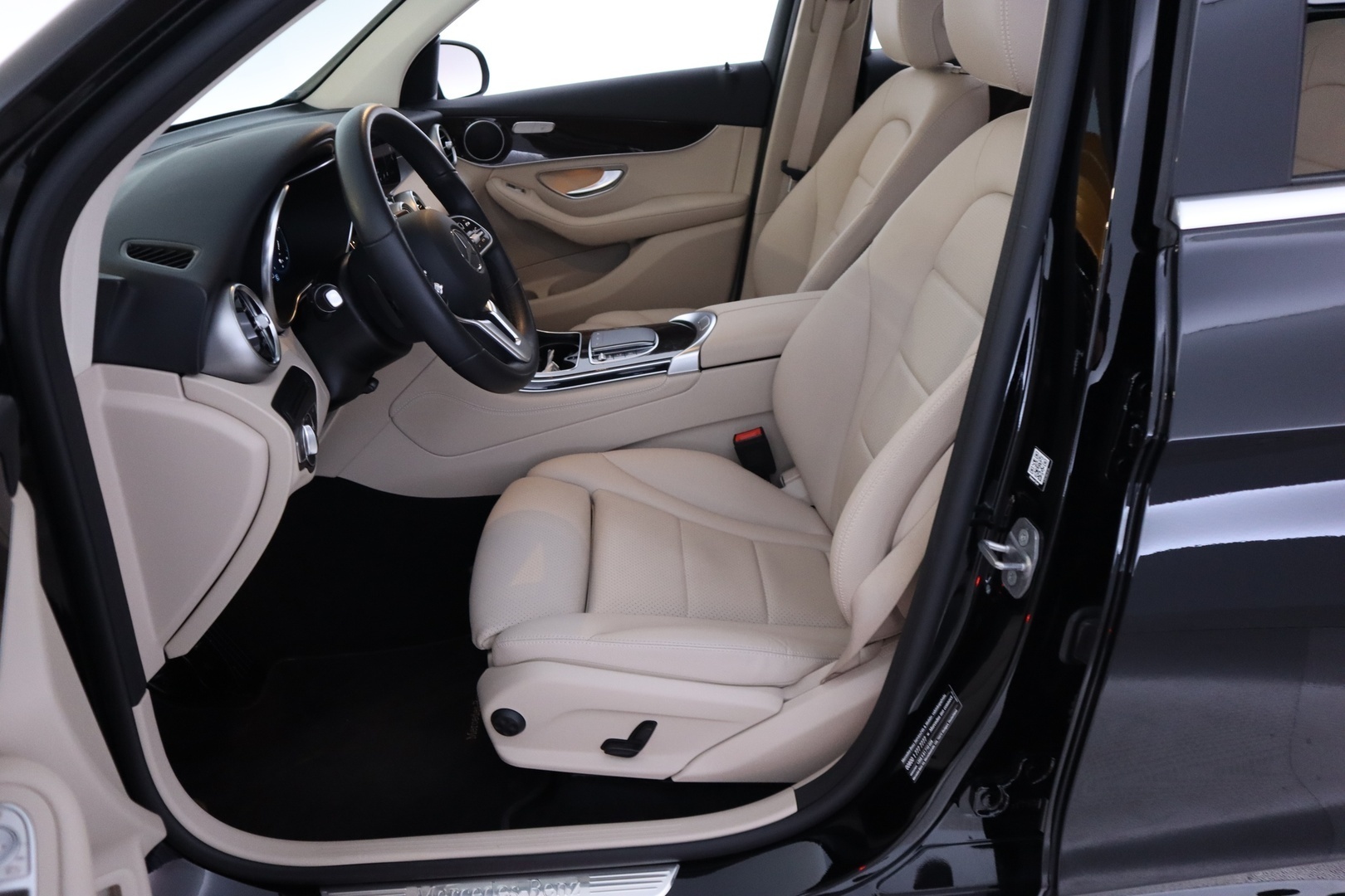 MERCEDES-BENZ GLC 2020
