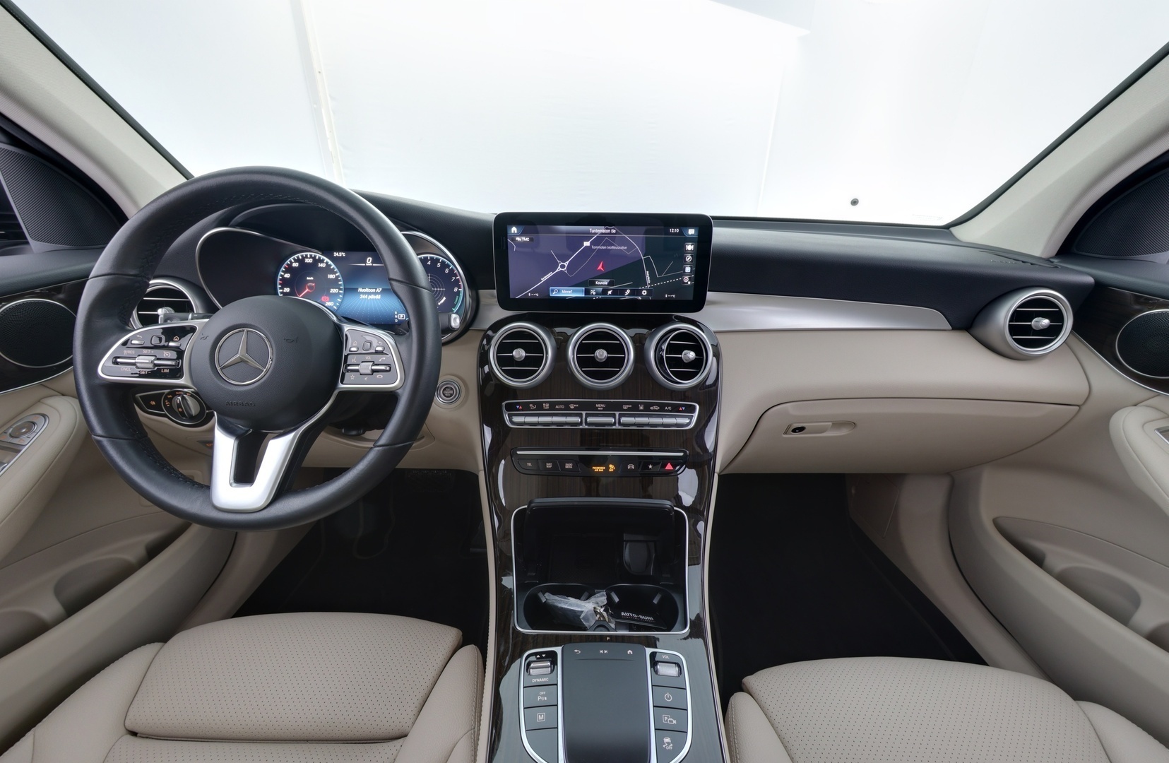MERCEDES-BENZ GLC 2020