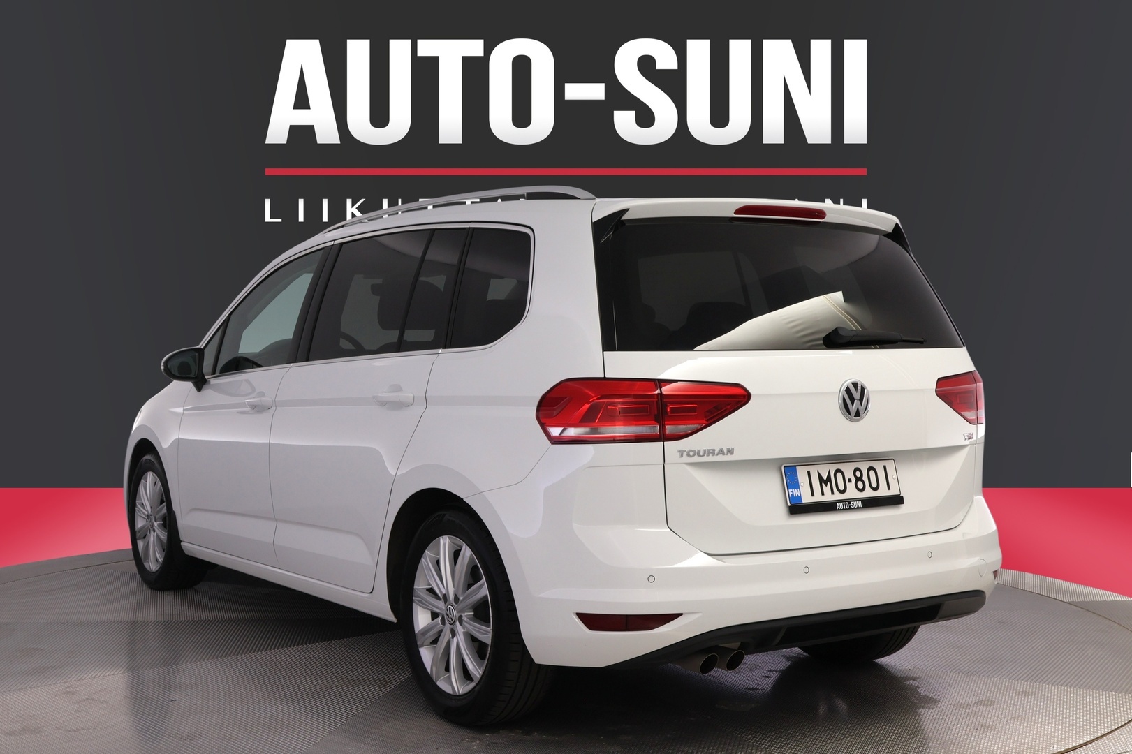 VOLKSWAGEN Touran 4