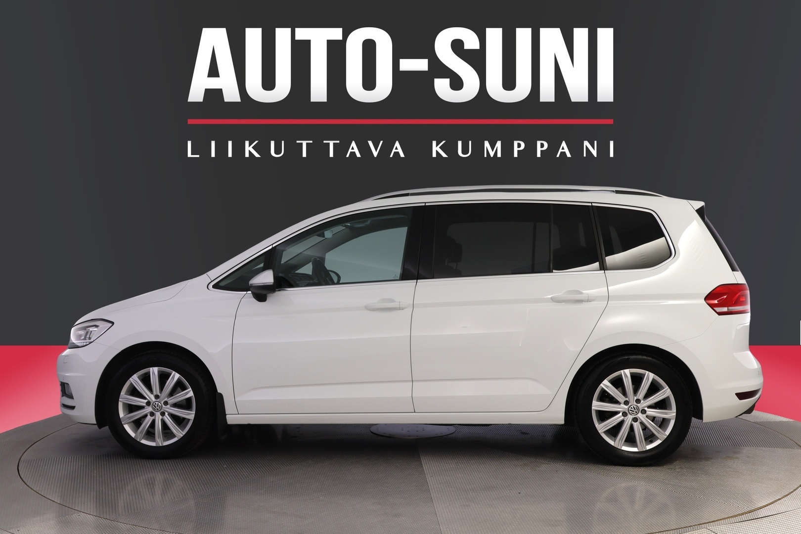 VOLKSWAGEN Touran 5