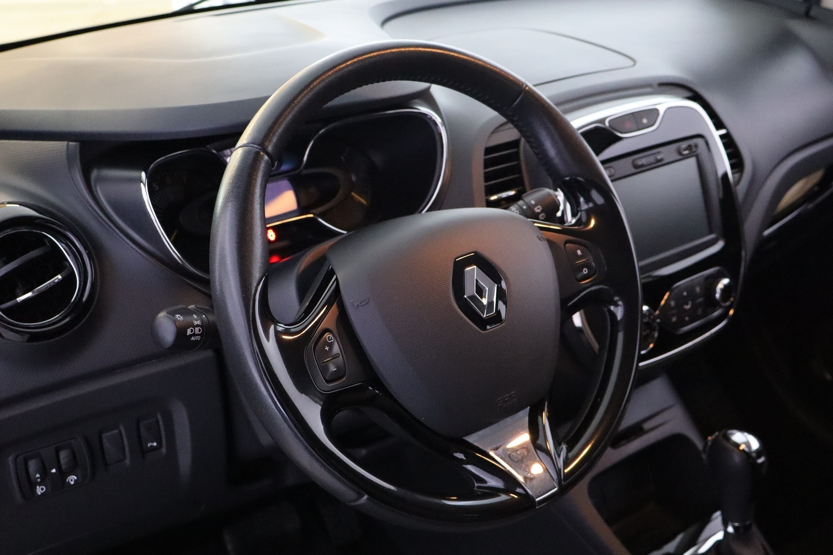 RENAULT Captur 2014