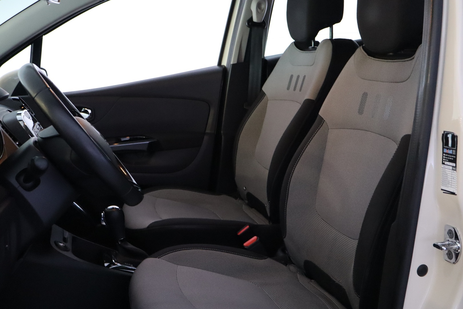 RENAULT Captur 2014