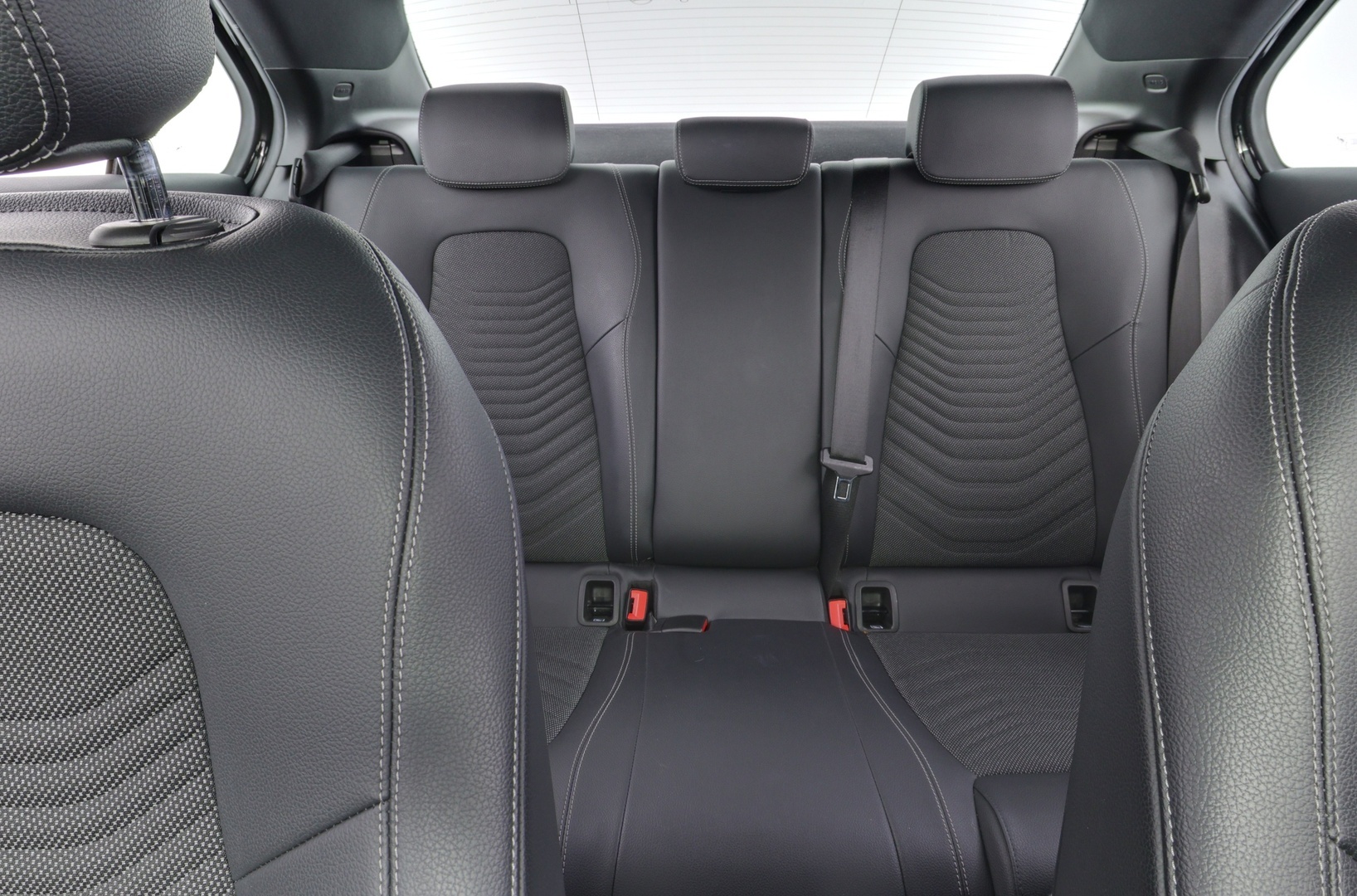 MERCEDES-BENZ A 2020