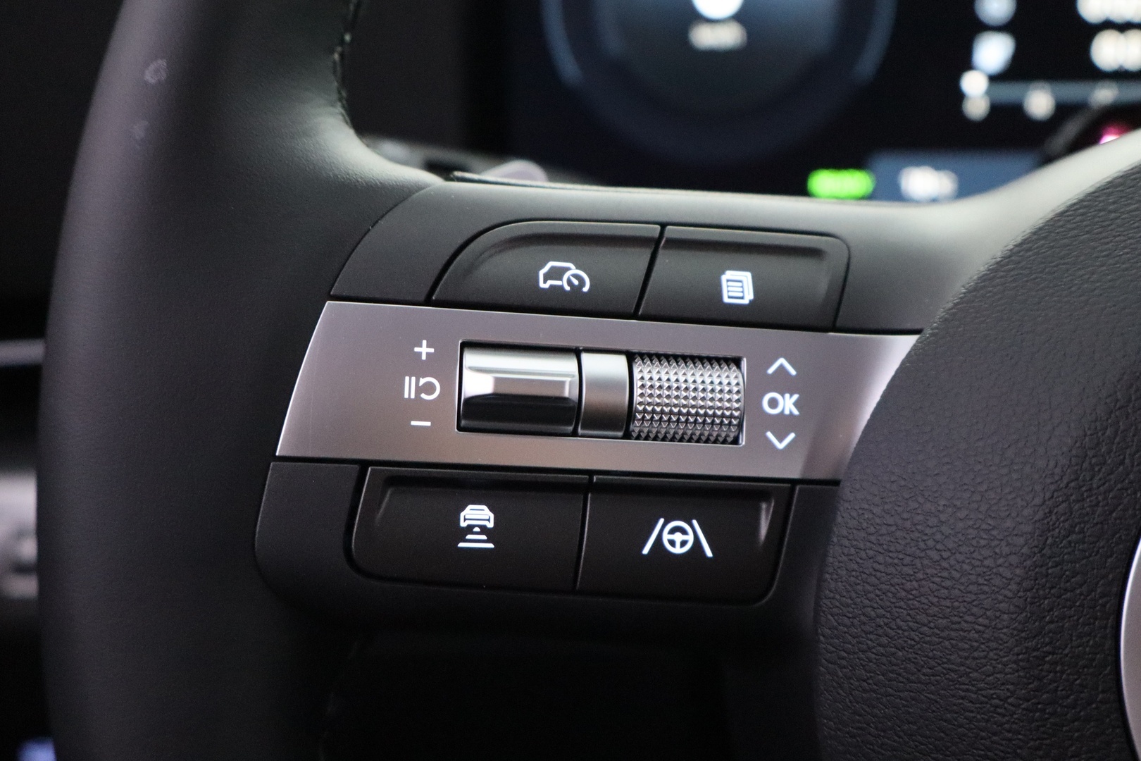 HYUNDAI KONA Electric 12