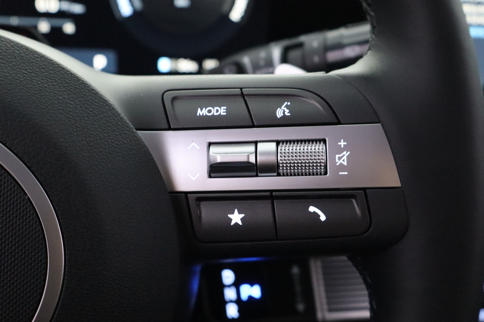 HYUNDAI KONA Electric 13