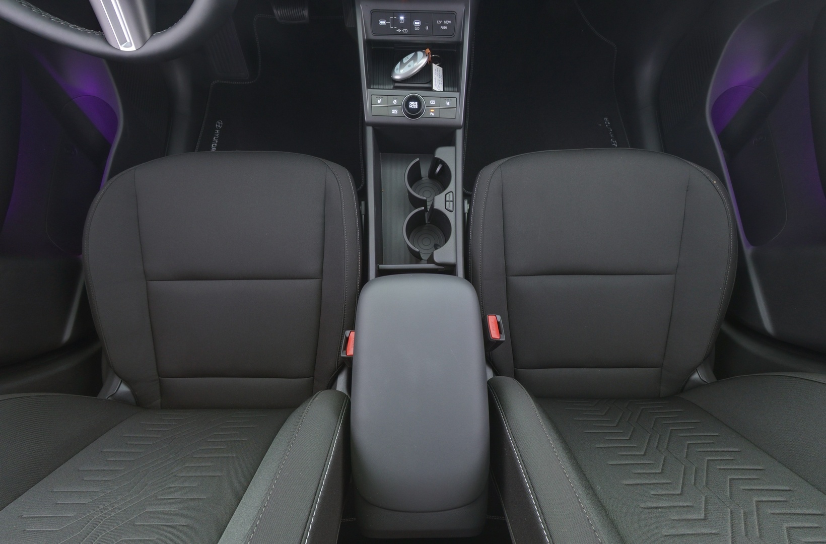 HYUNDAI KONA Electric 9