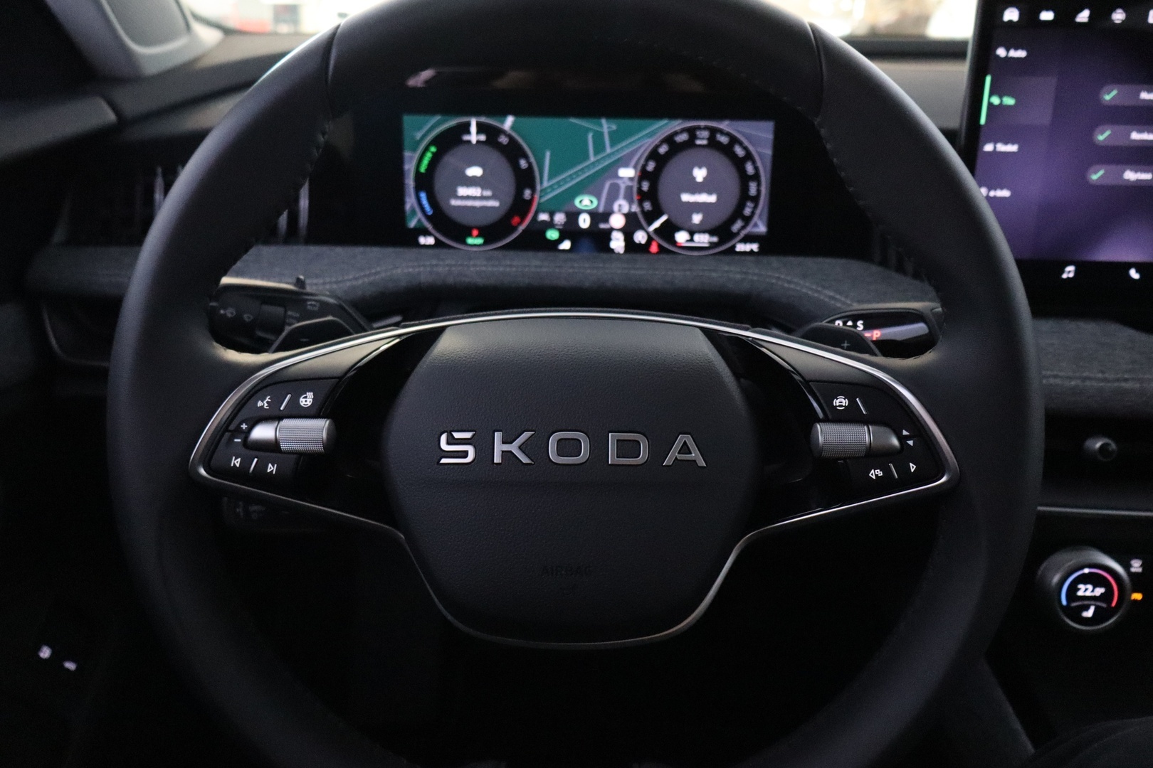 SKODA Superb 2025