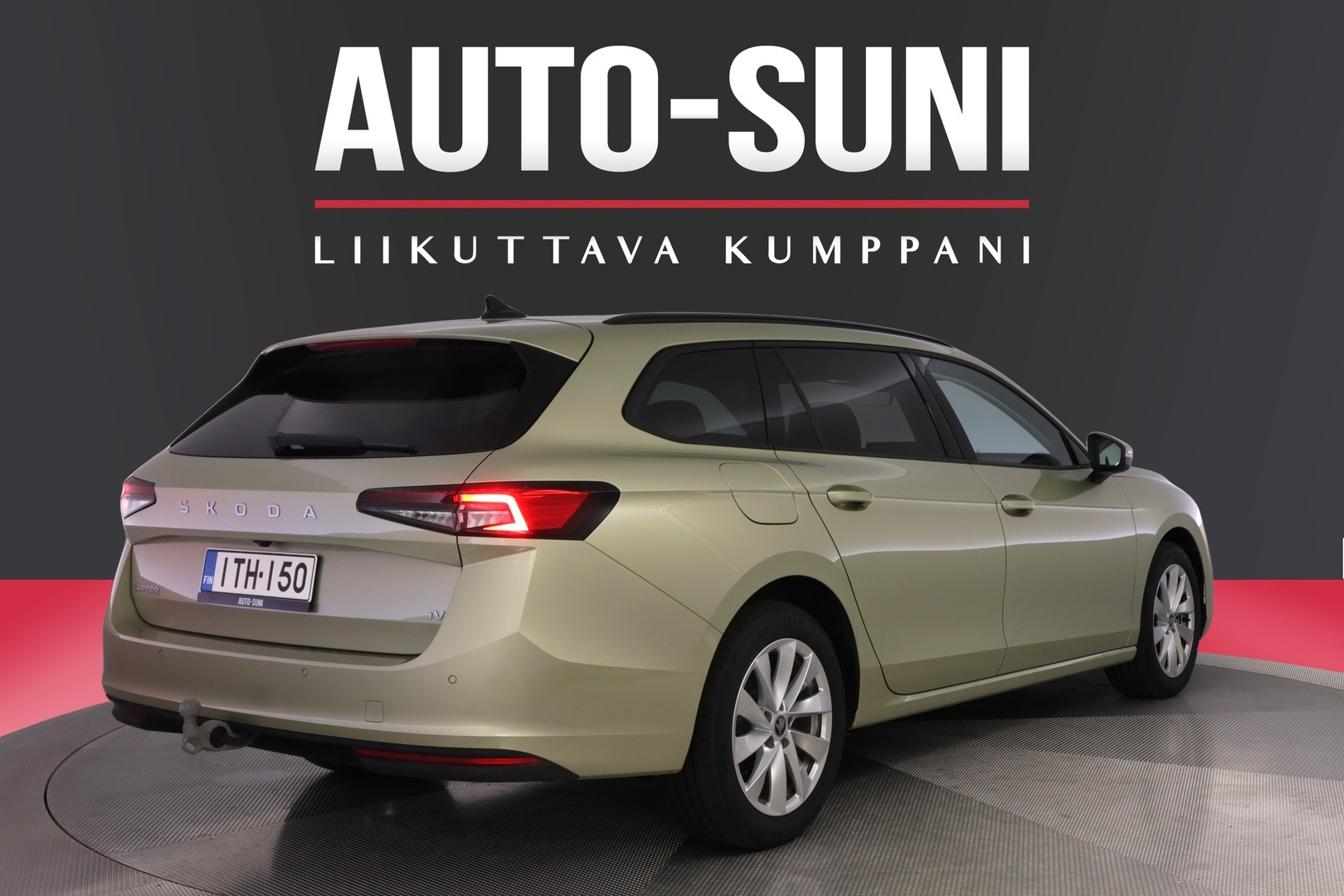 SKODA Superb 2025
