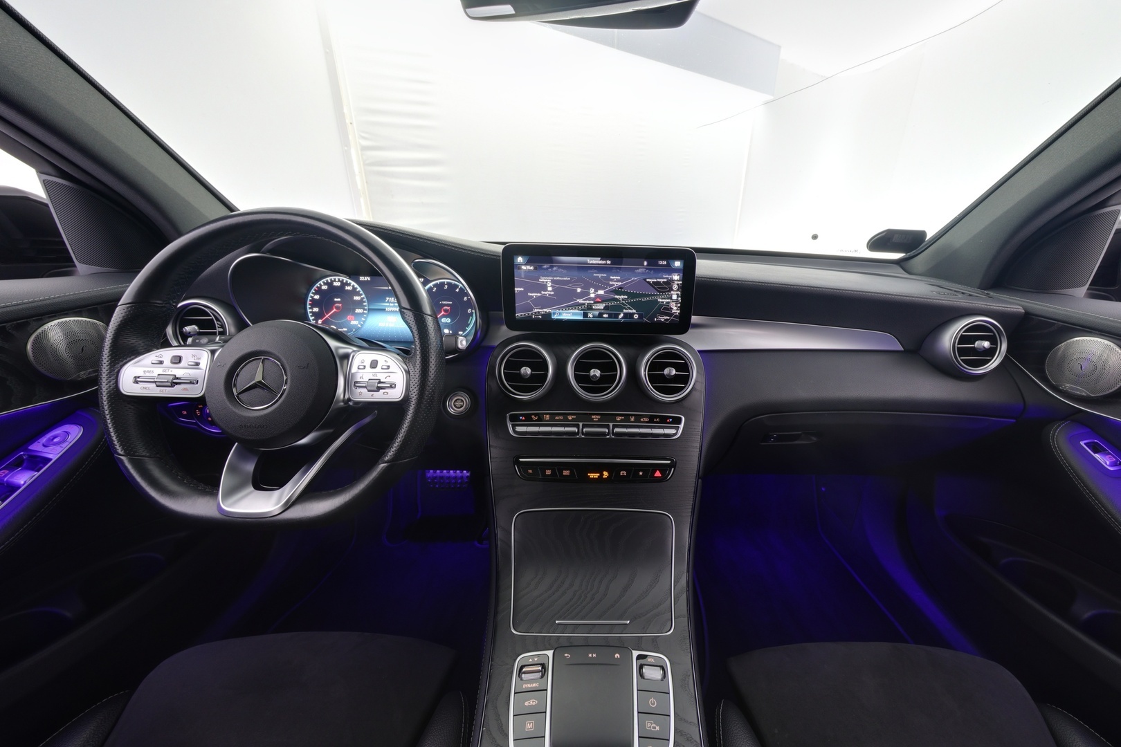MERCEDES-BENZ GLC 2020