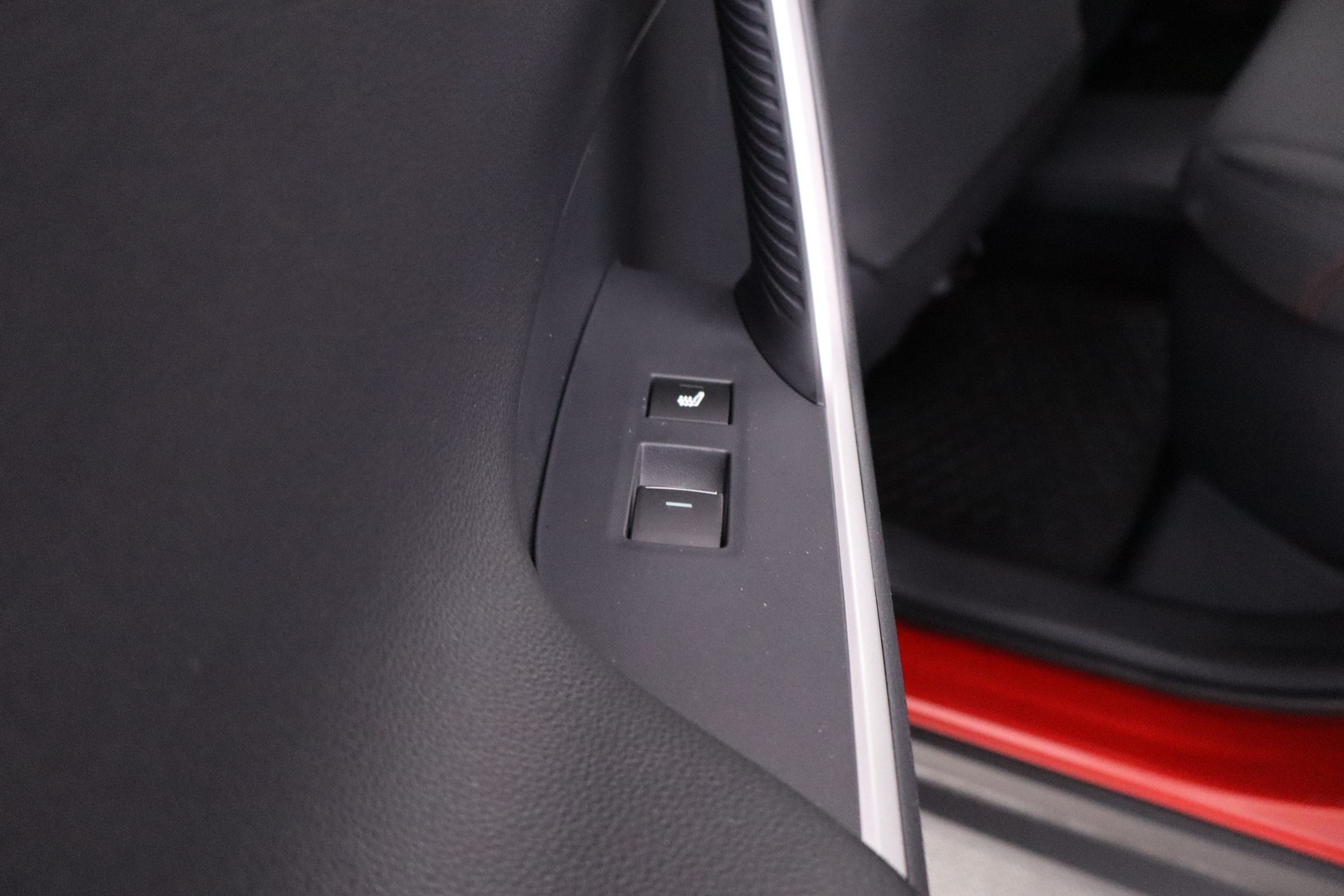 TOYOTA RAV4 Plug-in 2025