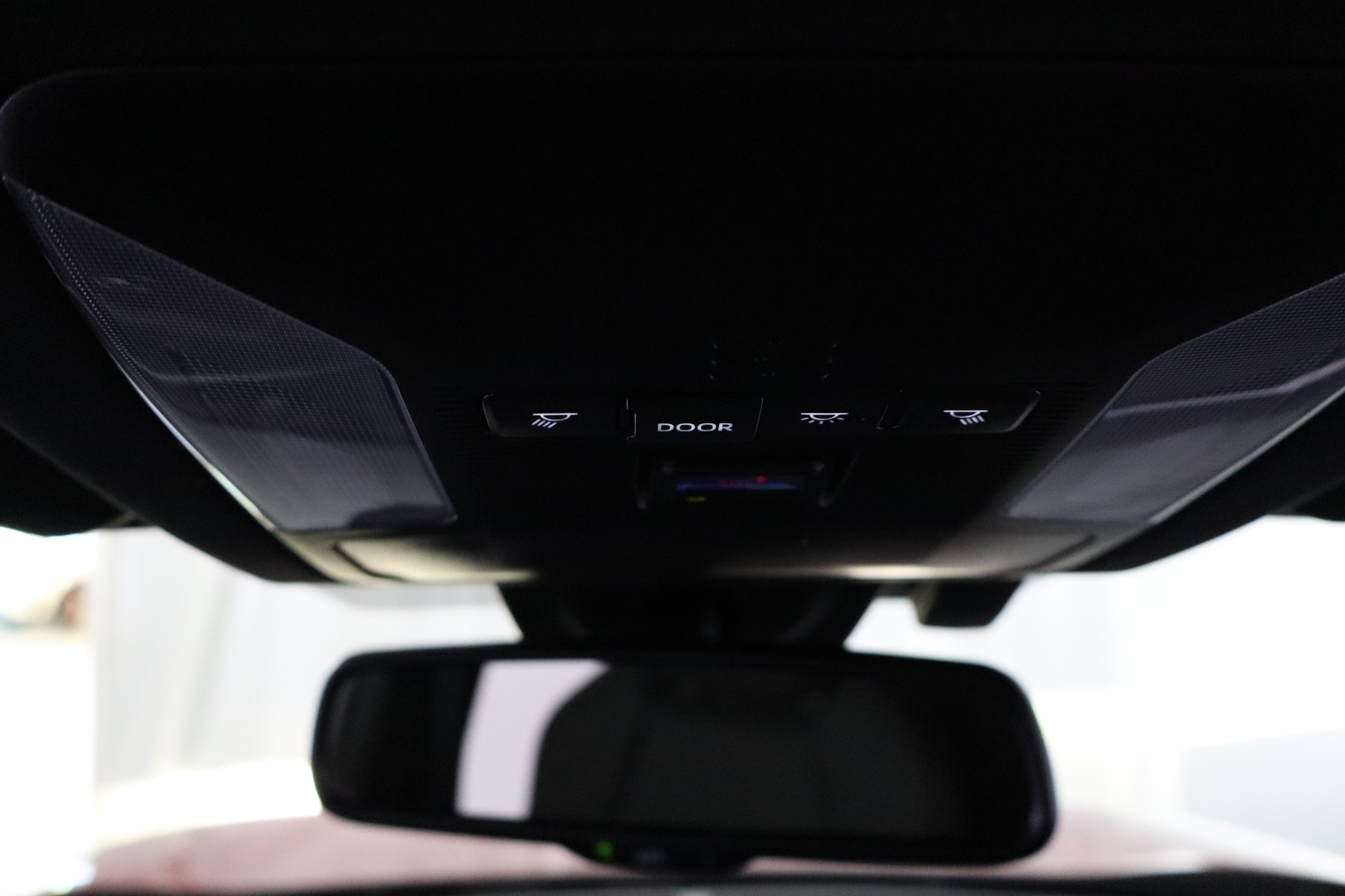 TOYOTA RAV4 Plug-in 2025