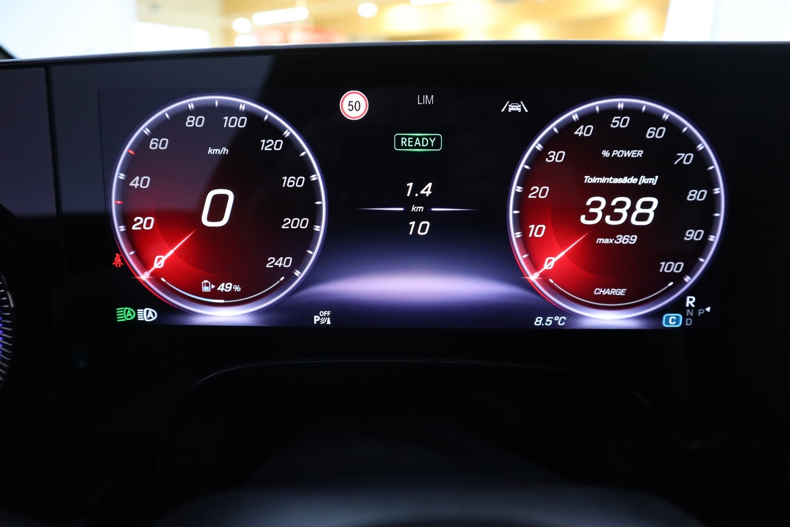 MERCEDES-BENZ CLA 2025