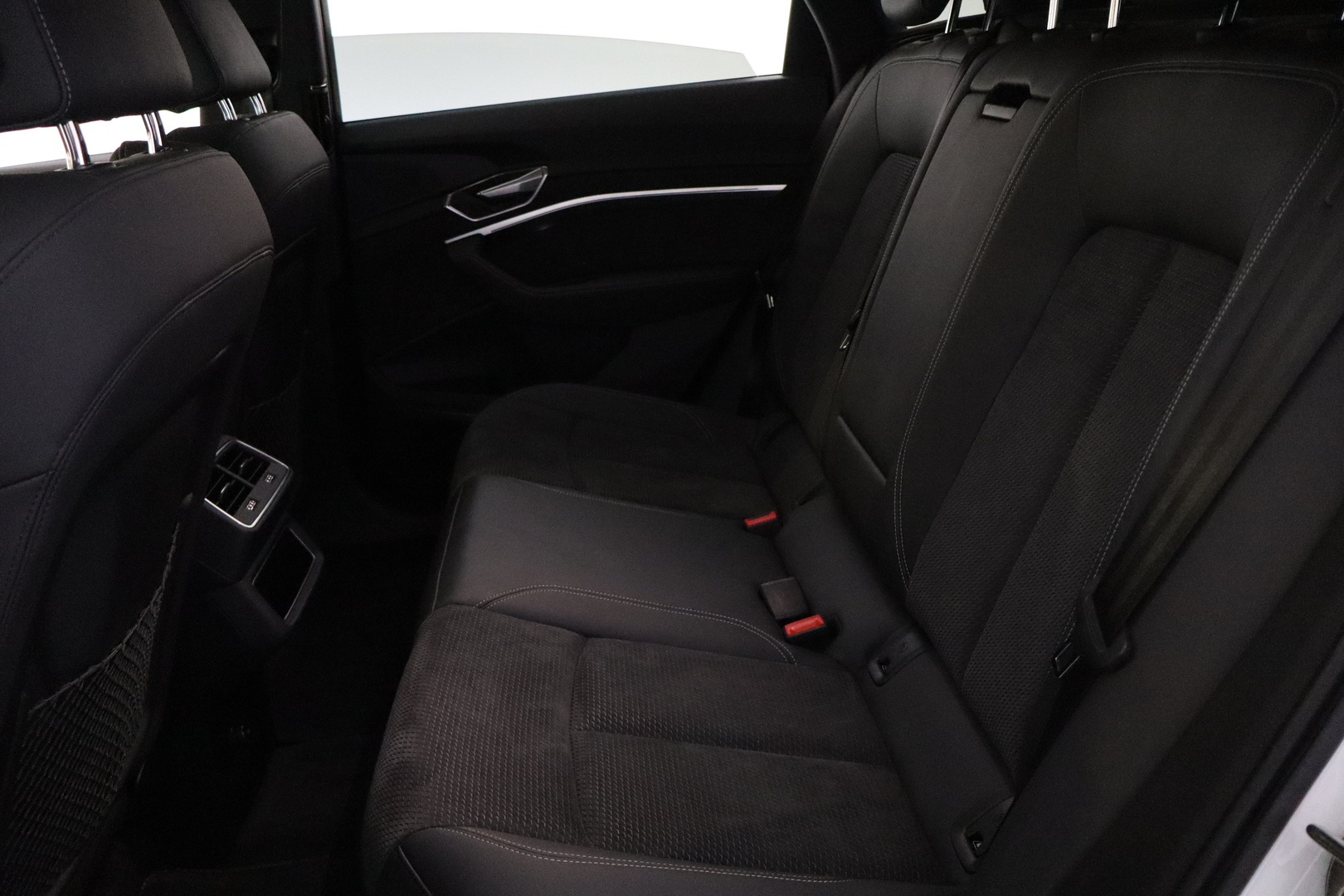 AUDI e-tron 25