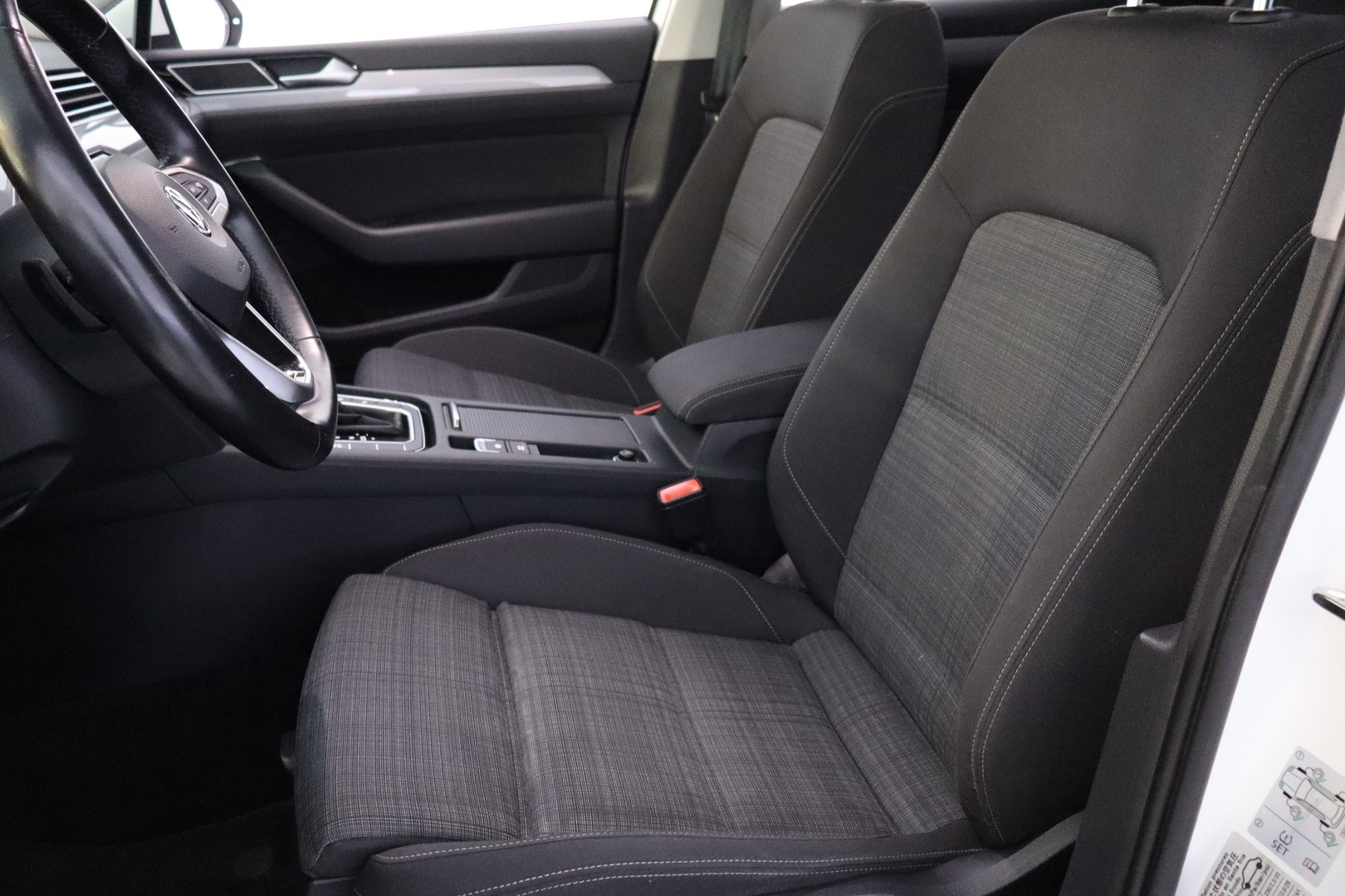 VOLKSWAGEN Passat 2019