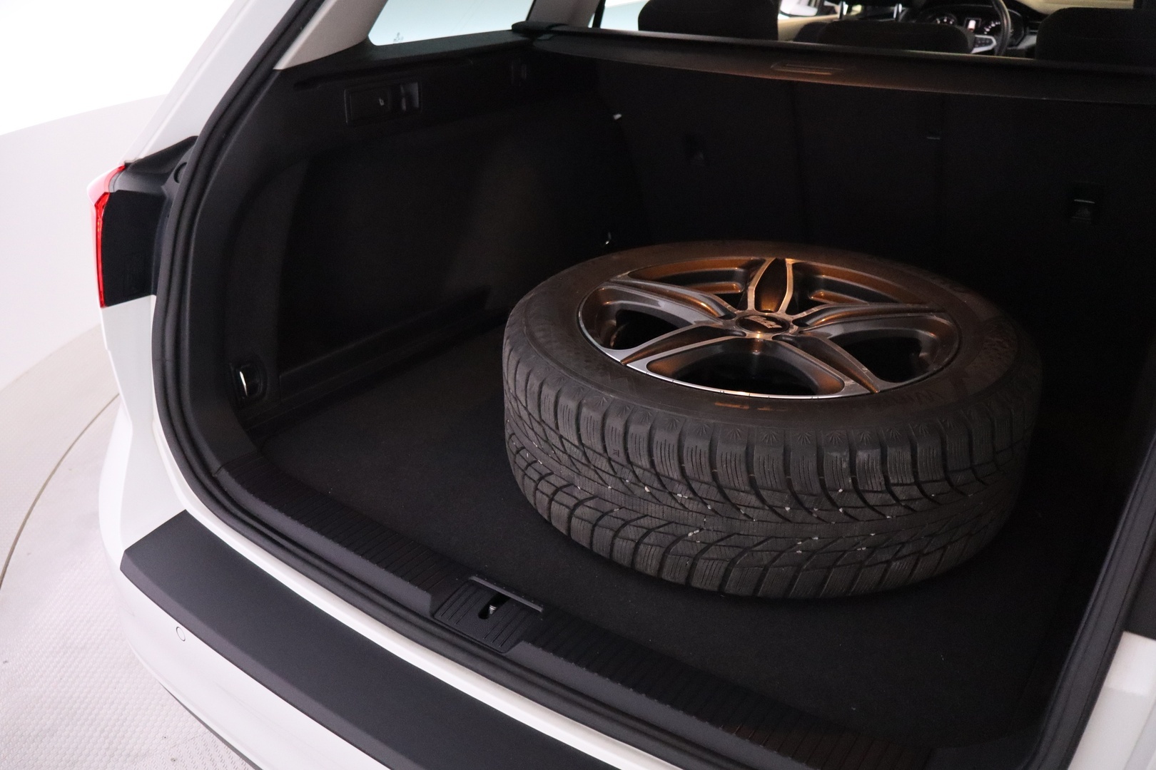 VOLKSWAGEN Passat 2019