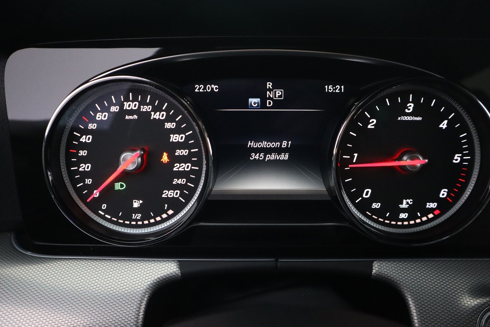 MERCEDES-BENZ E 2017