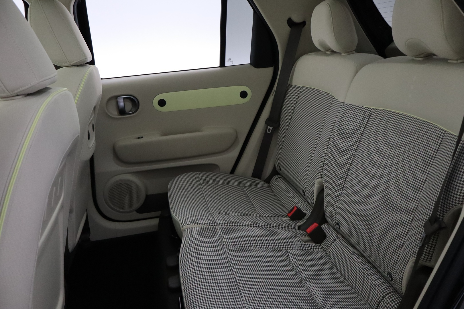 HYUNDAI INSTER 2026