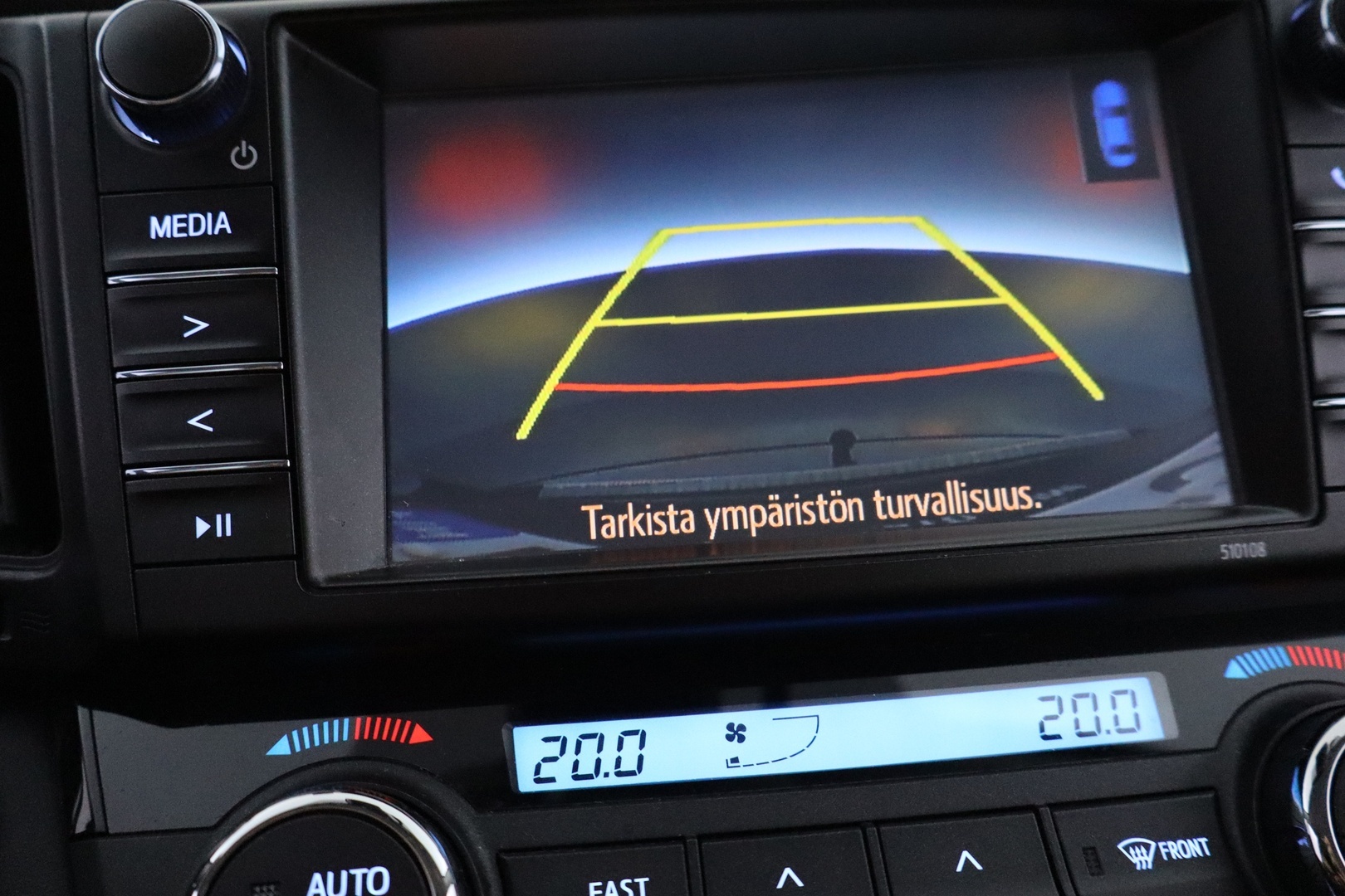 TOYOTA RAV4 2018