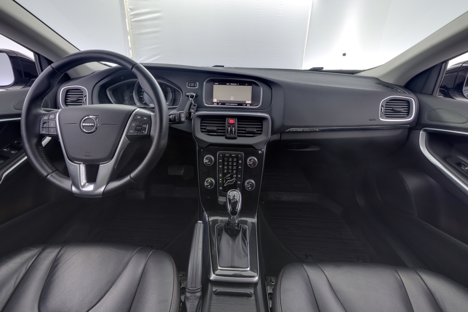 VOLVO V40 Cross Country 2017