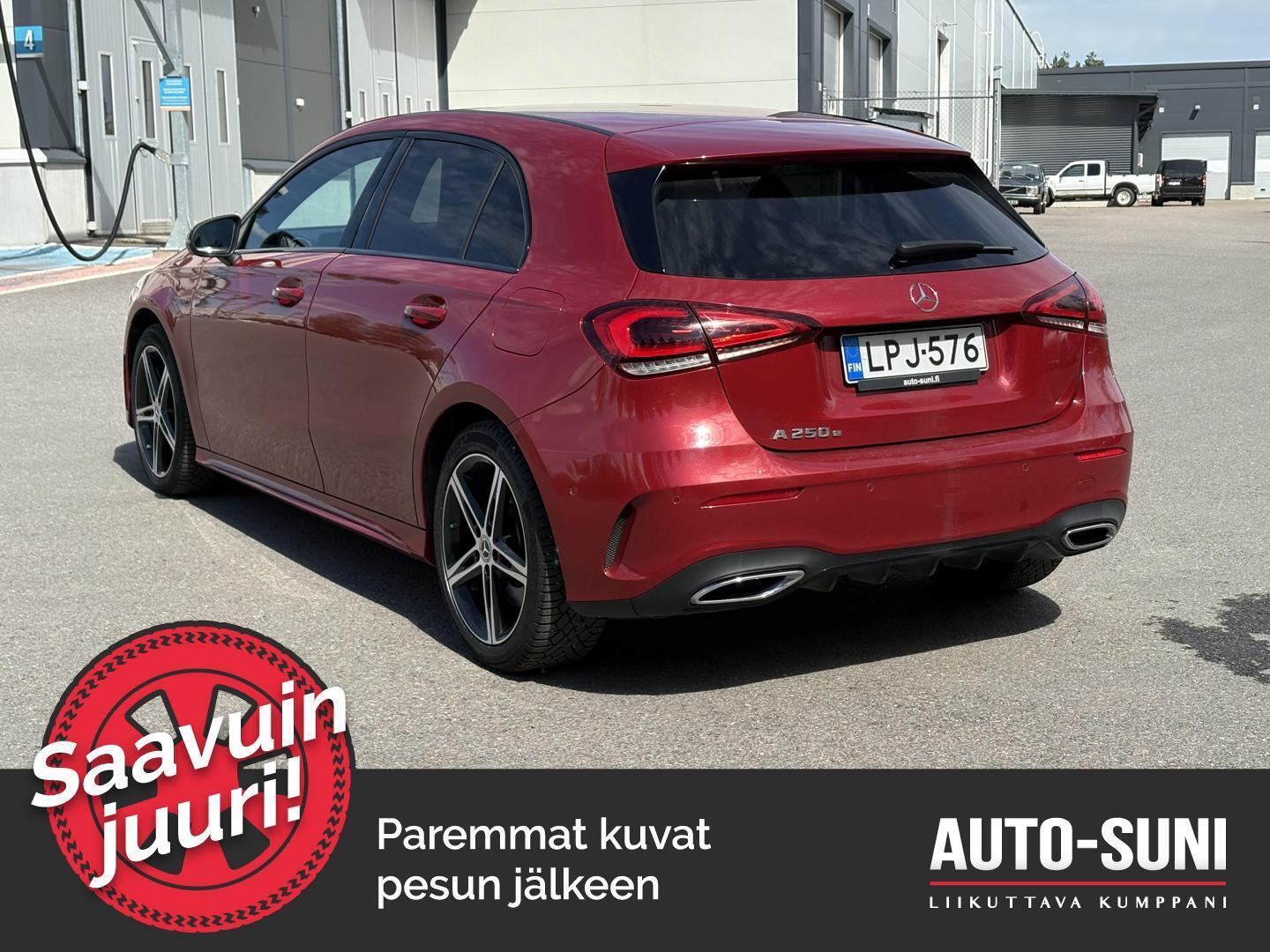 MERCEDES-BENZ A 2021