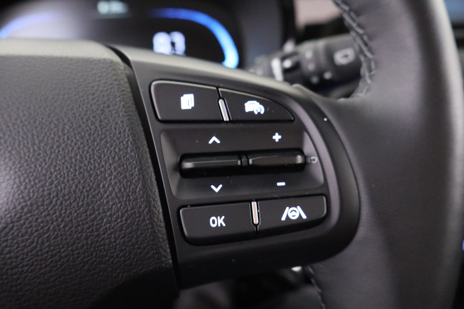 HYUNDAI i10 2025