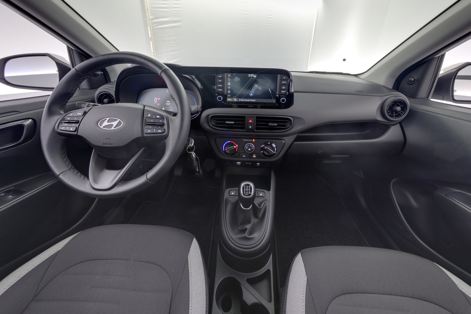 HYUNDAI i10 2025
