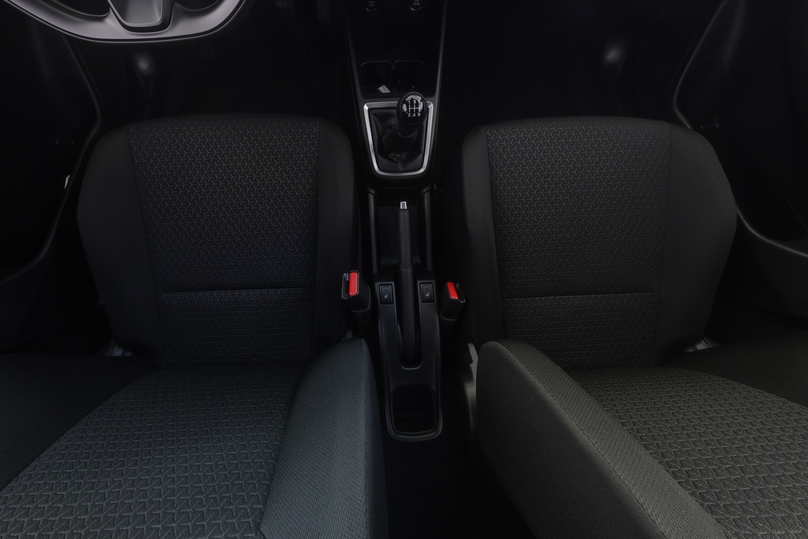 SUZUKI Swift 2024
