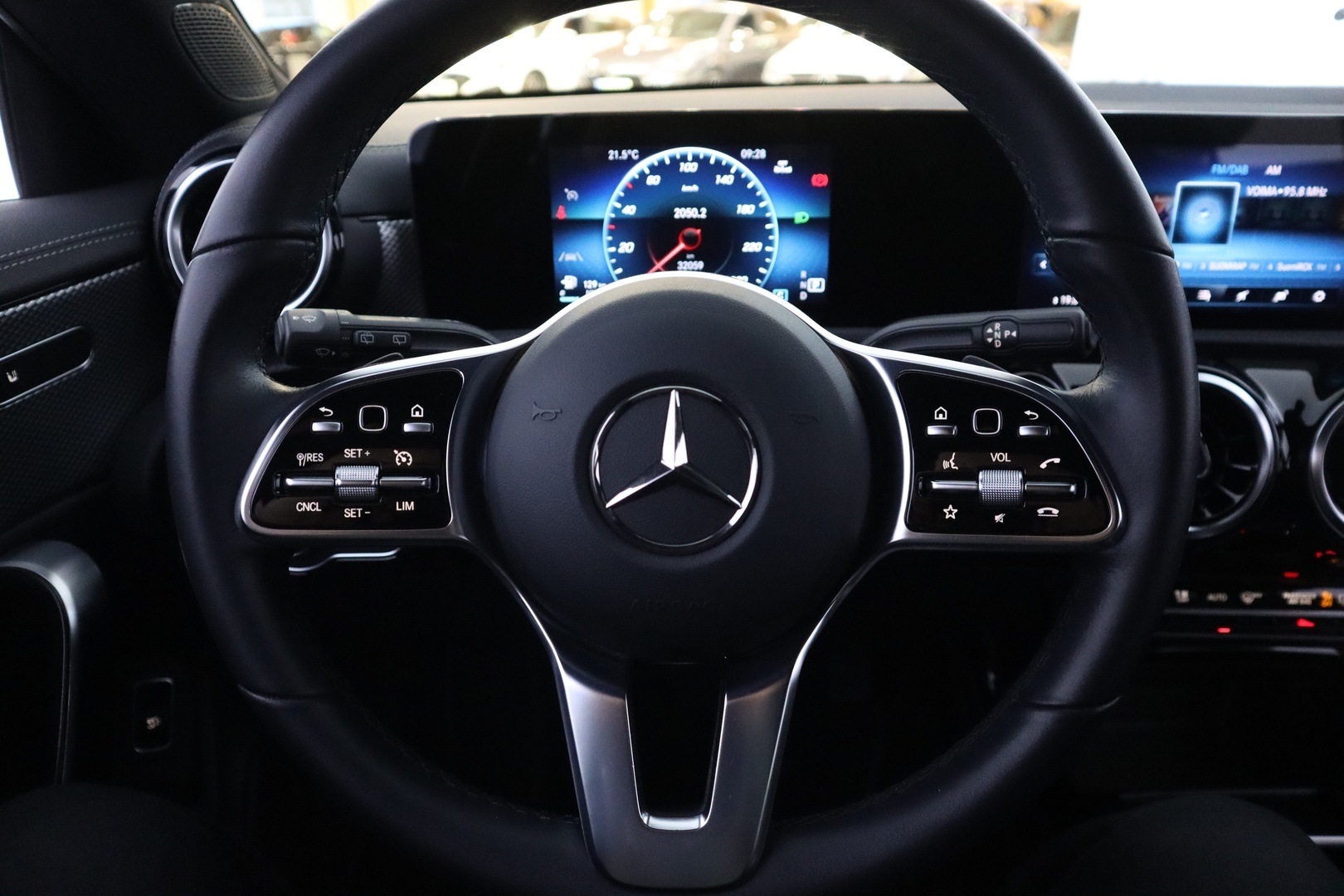 MERCEDES-BENZ CLA 2022