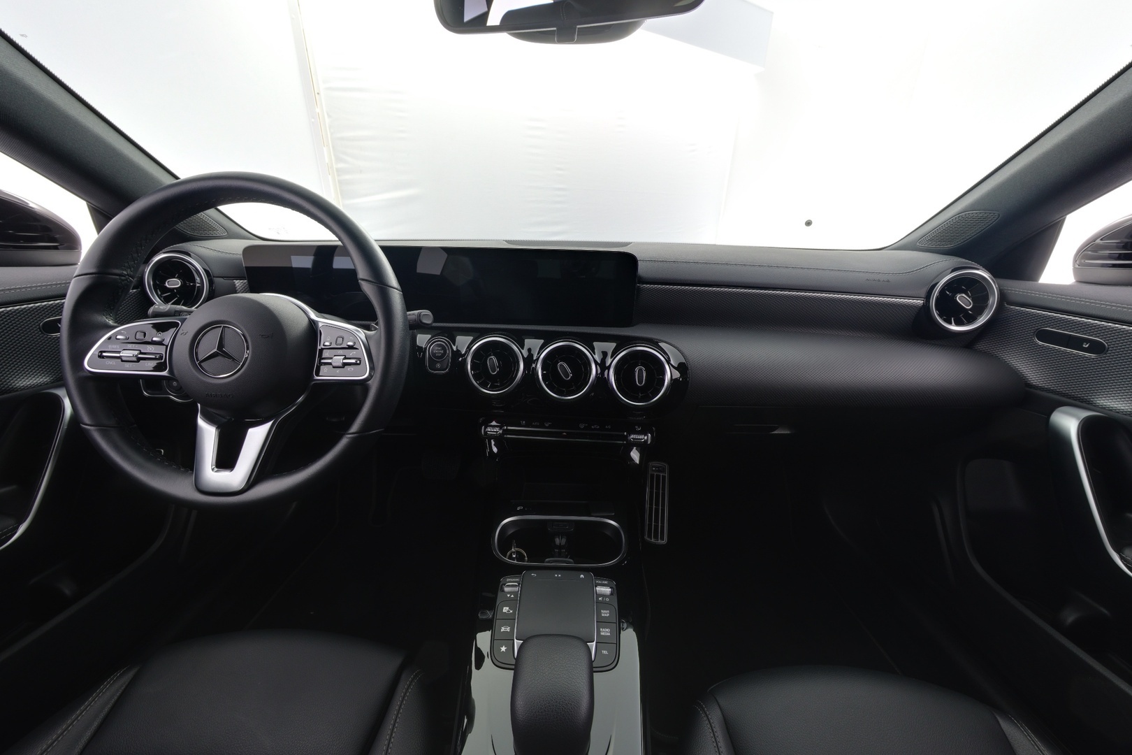 MERCEDES-BENZ CLA 2022