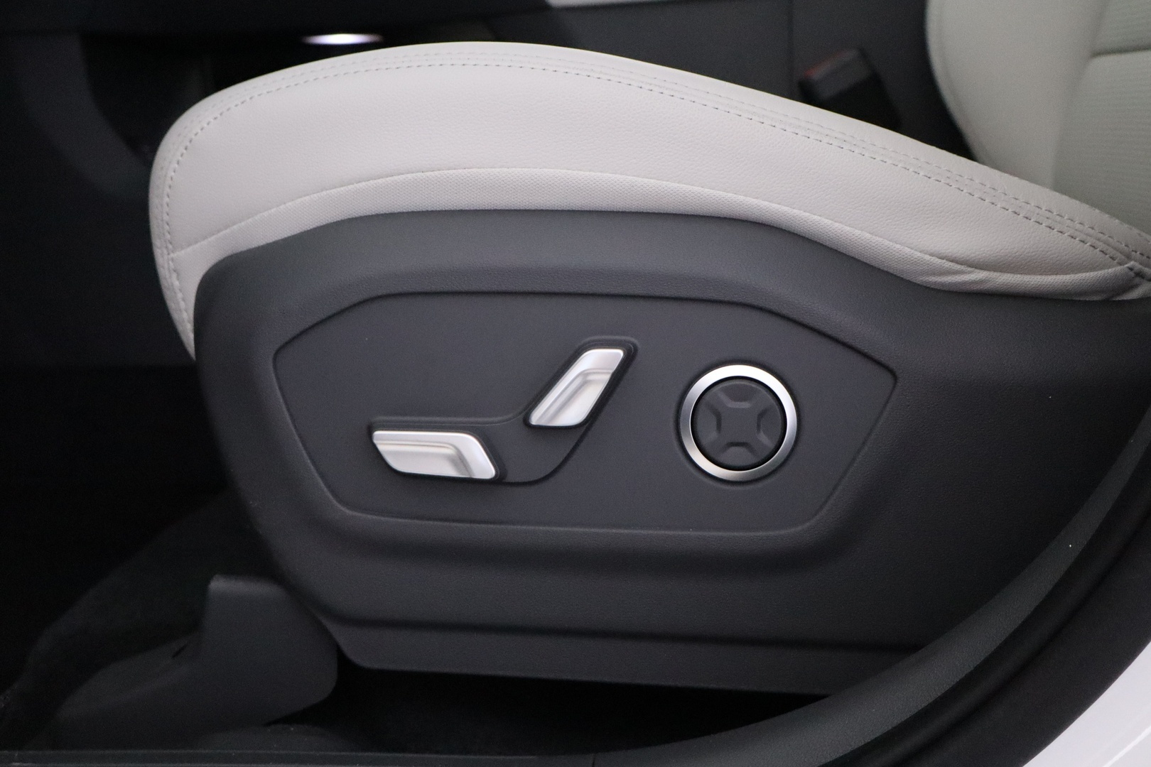 HYUNDAI Santa Fe 2026