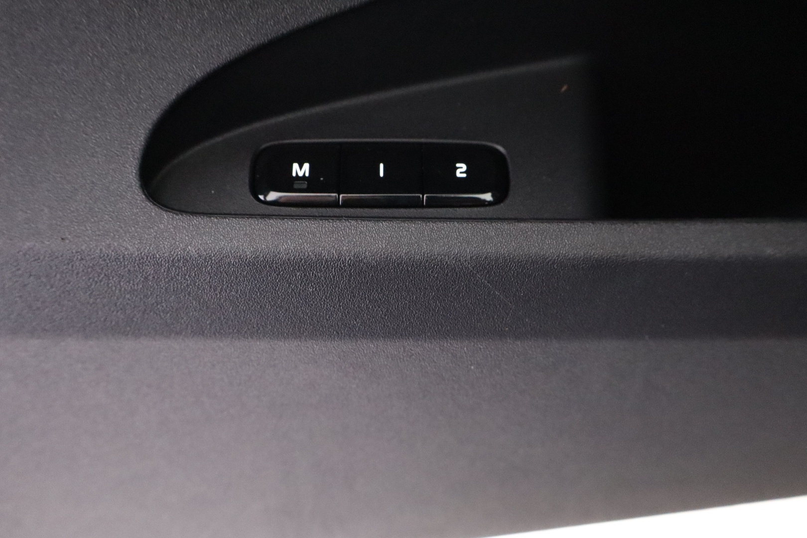 POLESTAR 2 2023