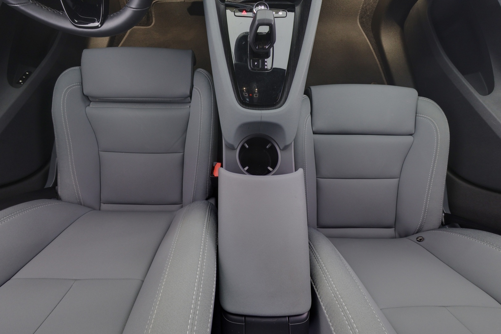 POLESTAR 2 2023
