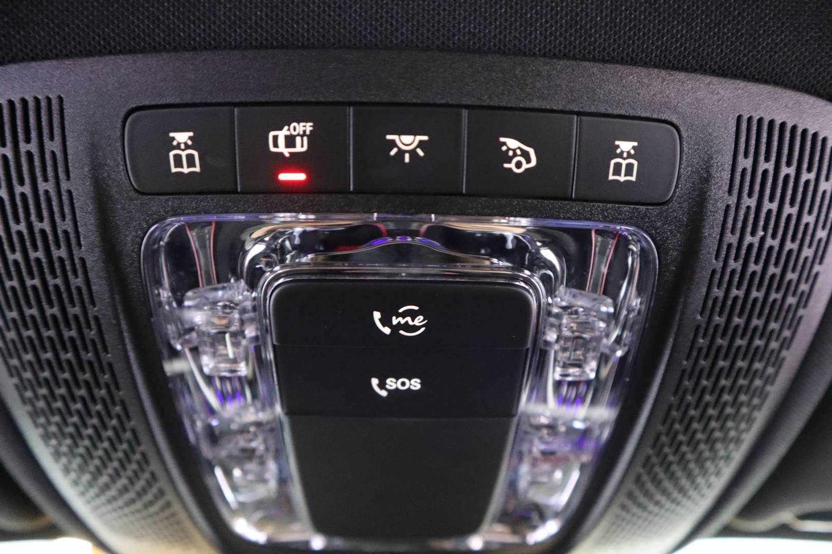 MERCEDES-BENZ EQB 2023