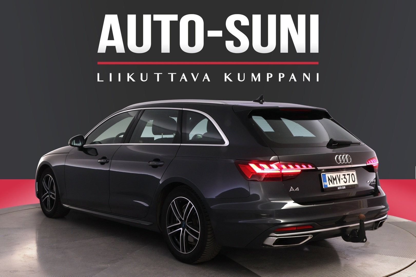 AUDI A4 2023