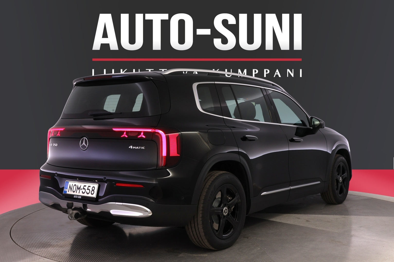 MERCEDES-BENZ GLB 2026
