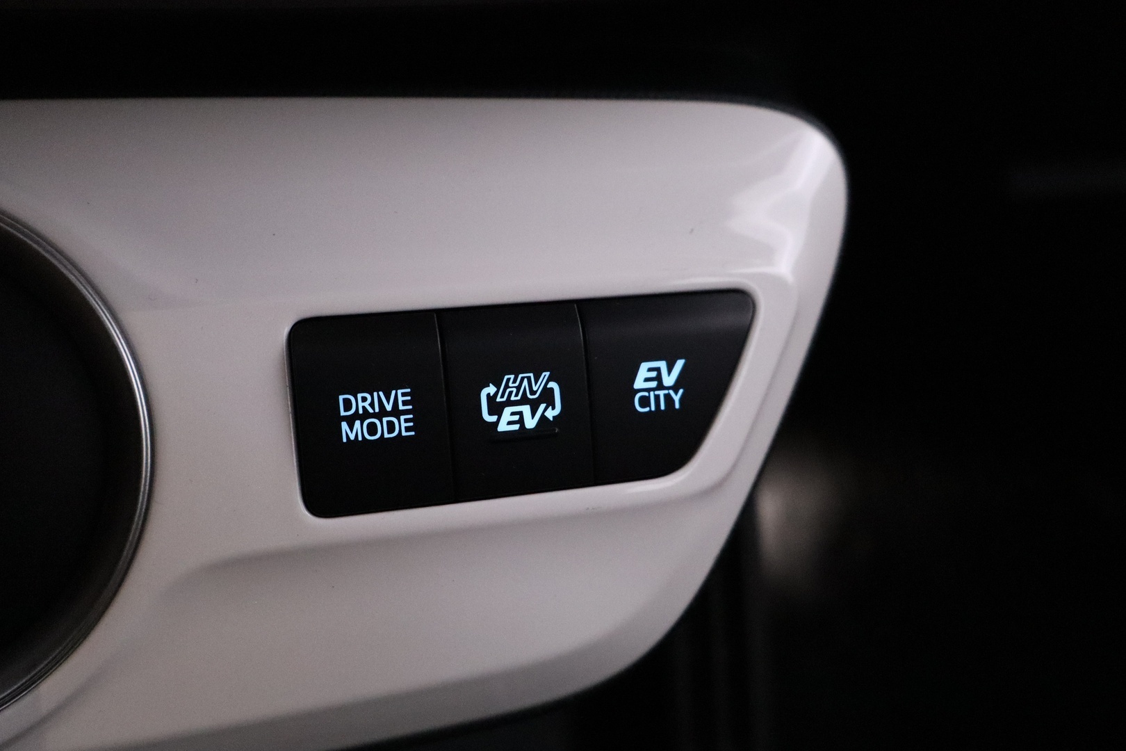 TOYOTA Prius 2019