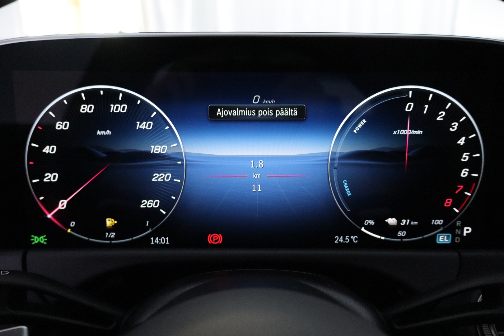 MERCEDES-BENZ E 10