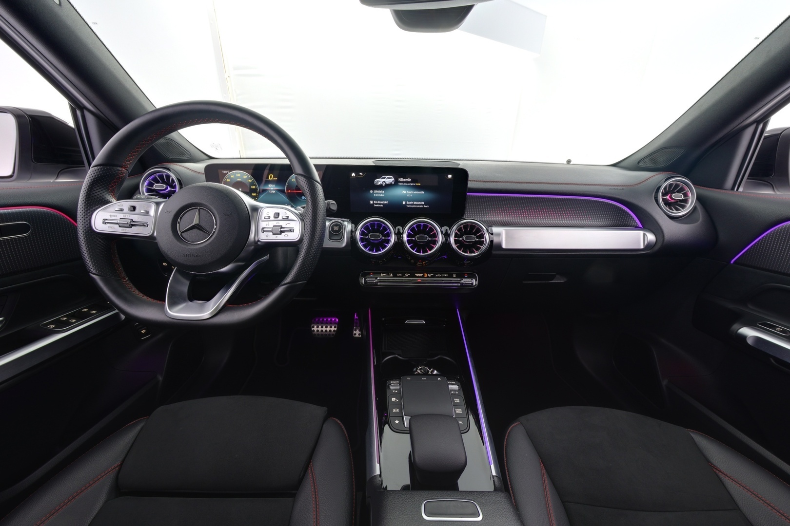 MERCEDES-BENZ EQB 7
