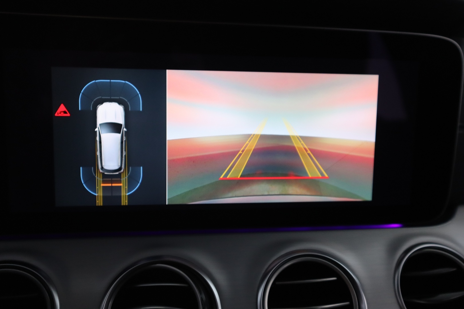 MERCEDES-BENZ E 2021