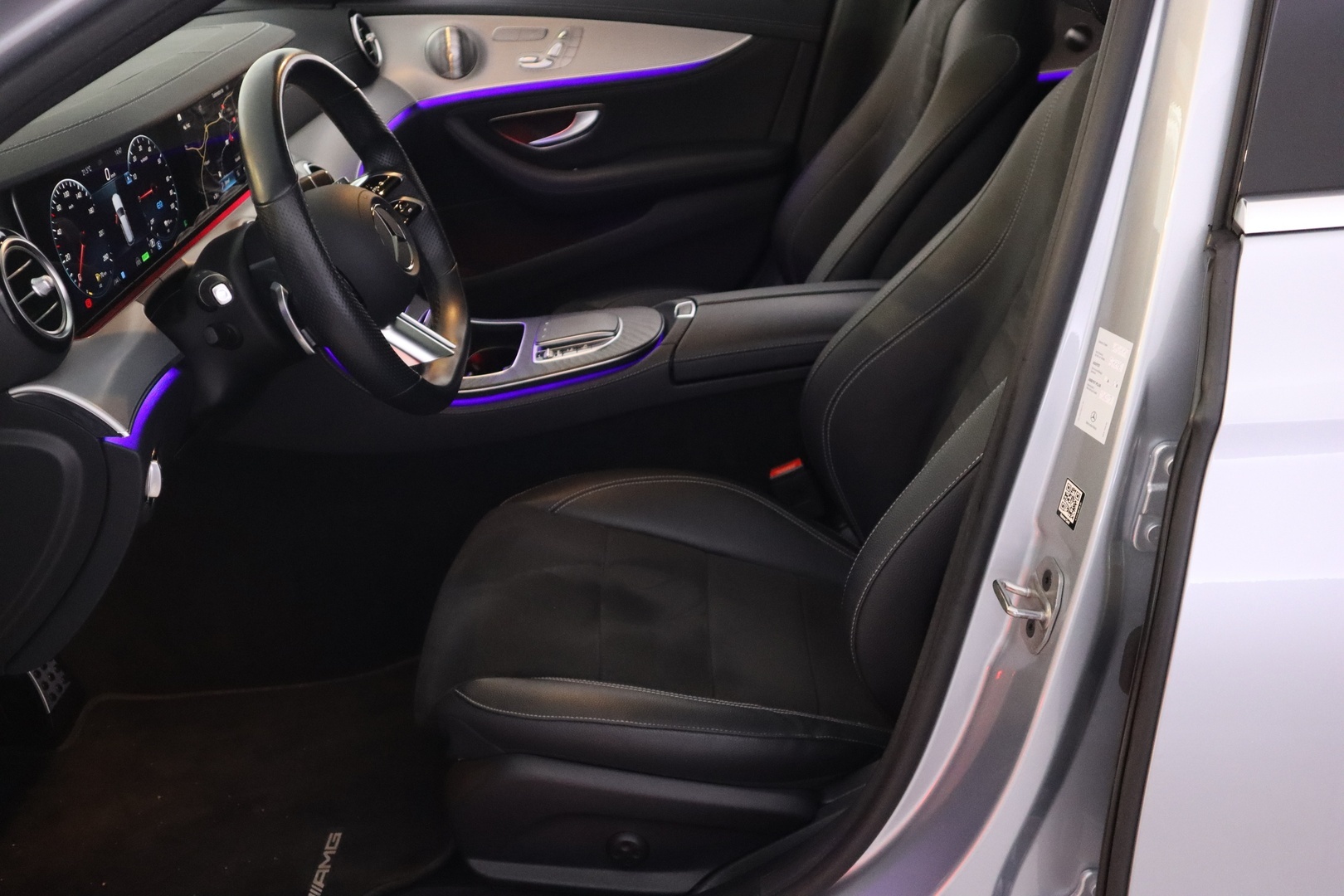 MERCEDES-BENZ E 2021