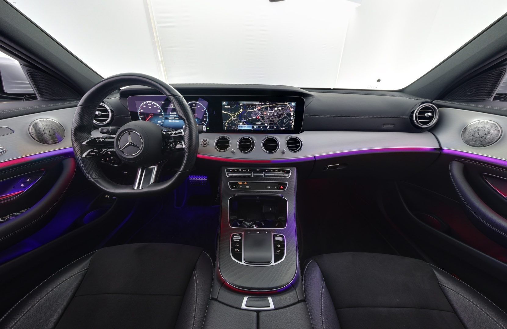 MERCEDES-BENZ E 2021