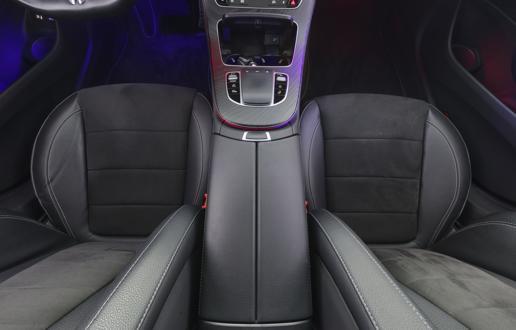 MERCEDES-BENZ E 2021