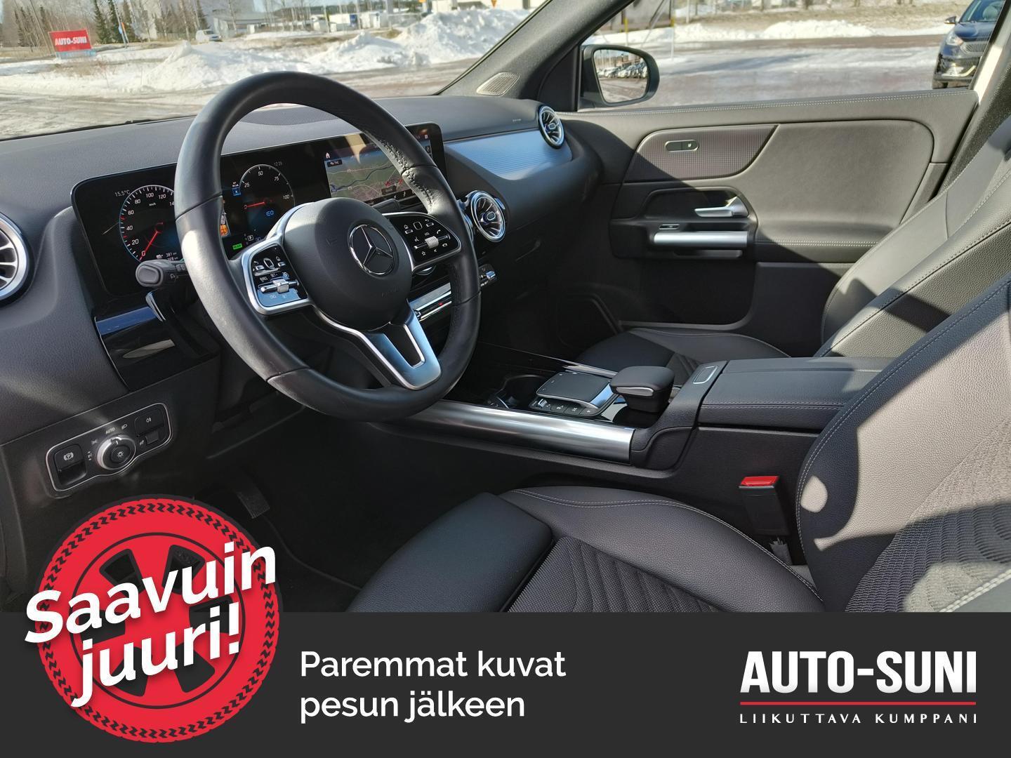 MERCEDES-BENZ EQA 2024