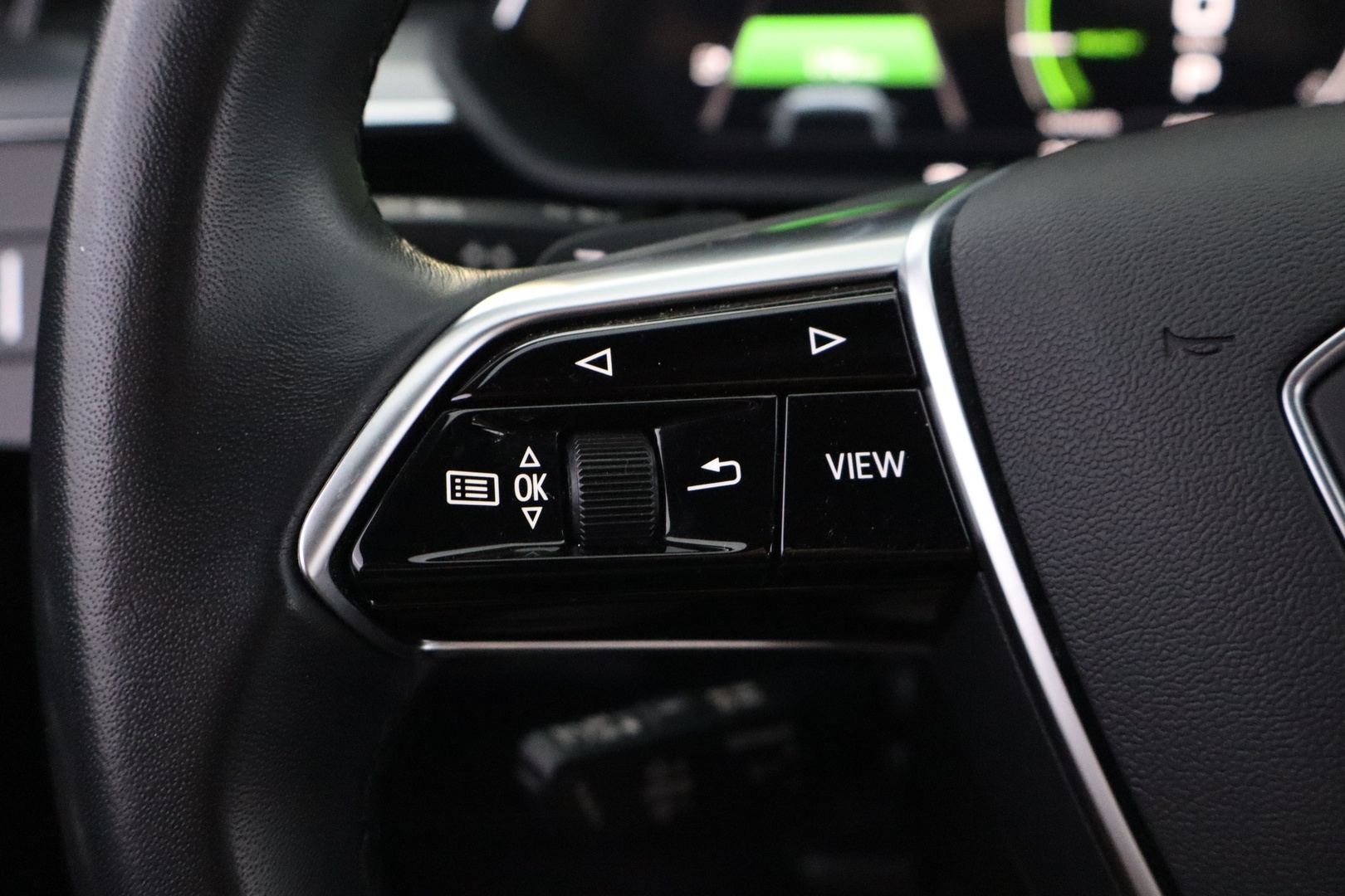 AUDI e-tron 2023