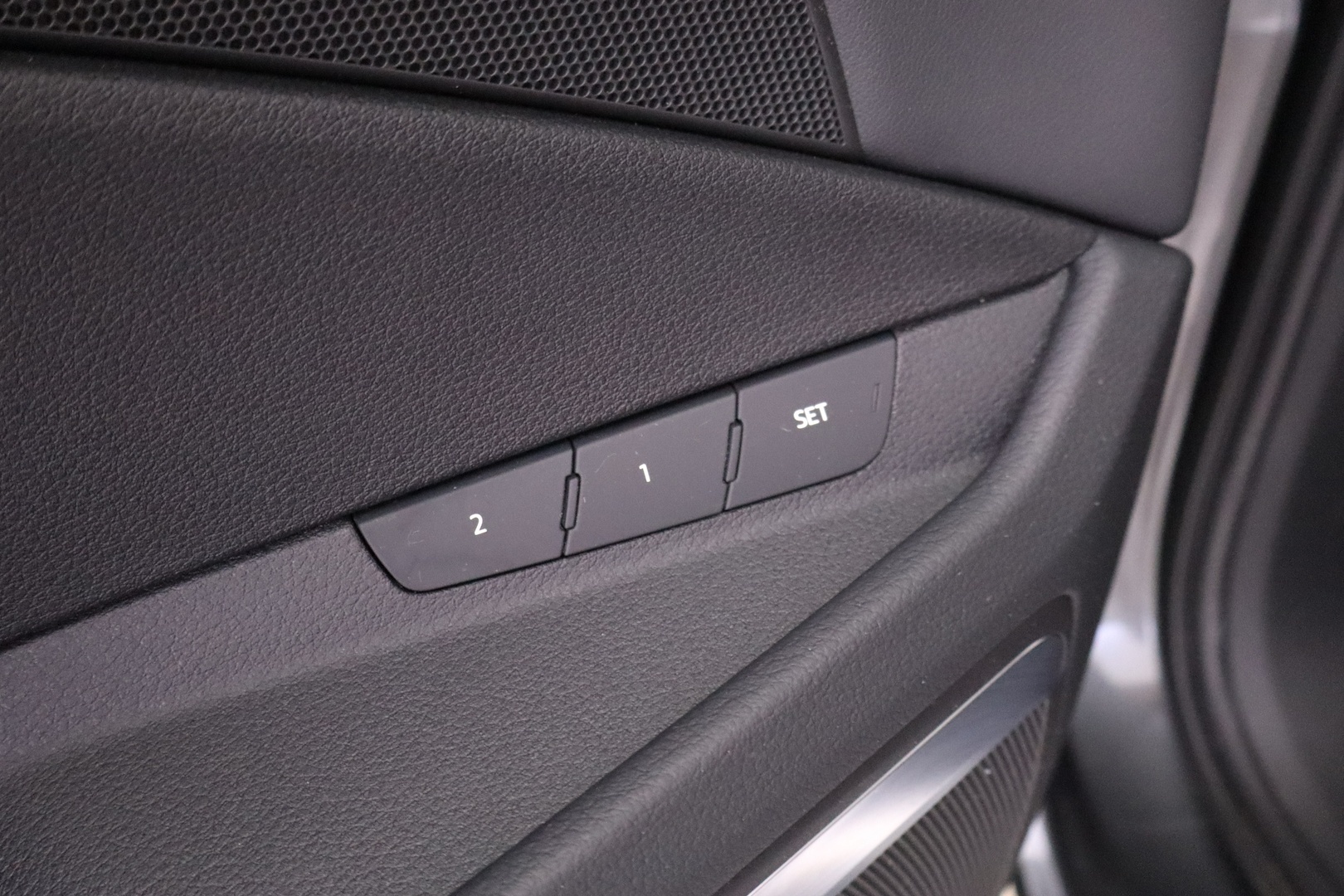 AUDI e-tron 2023