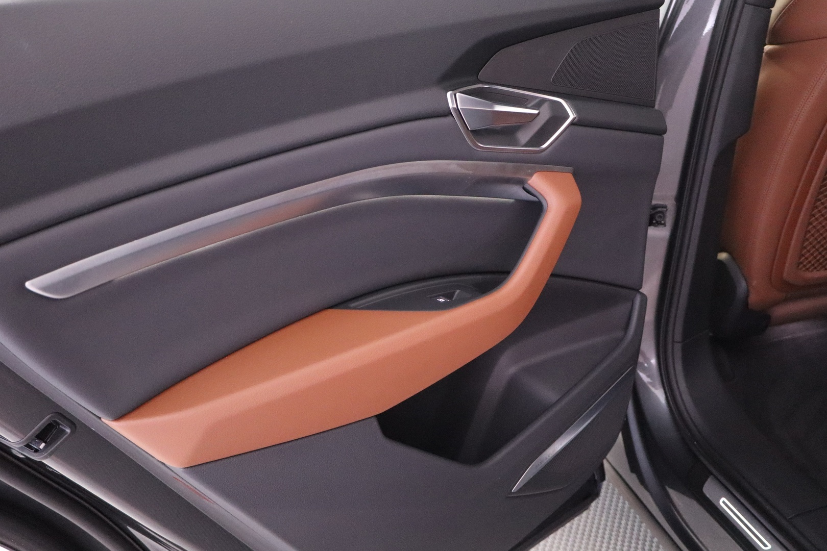 AUDI e-tron 2023