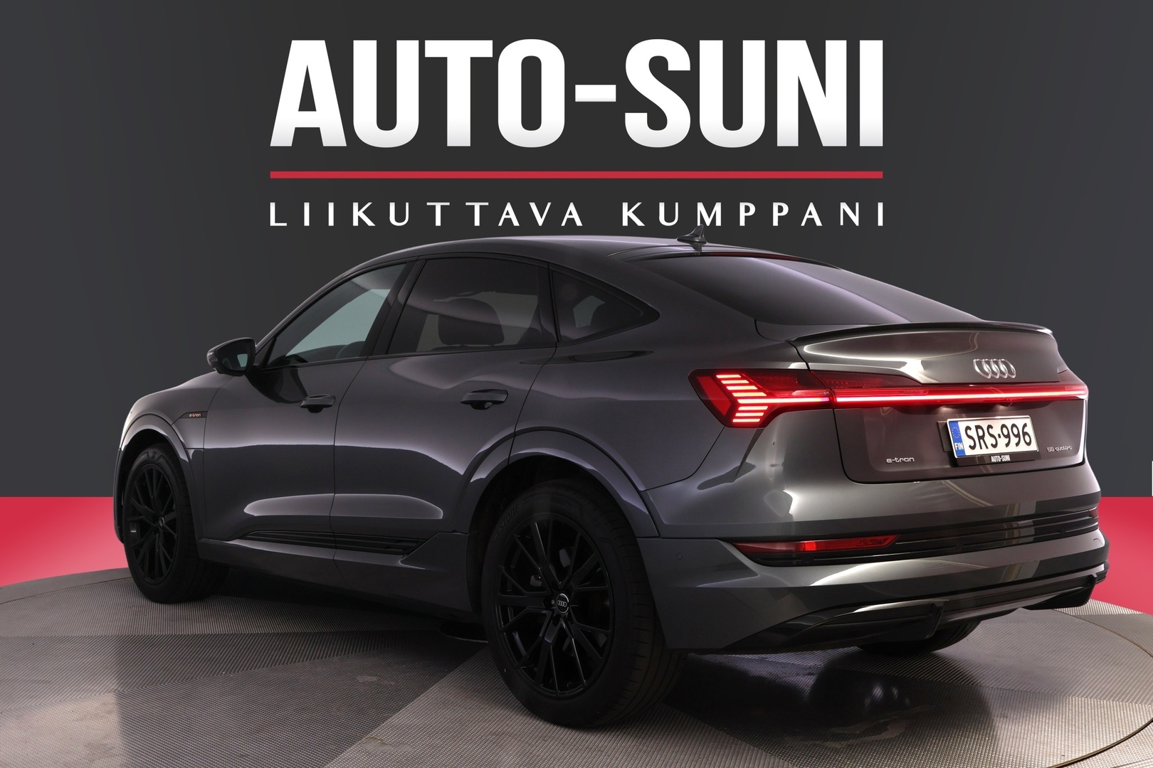 AUDI e-tron 2023
