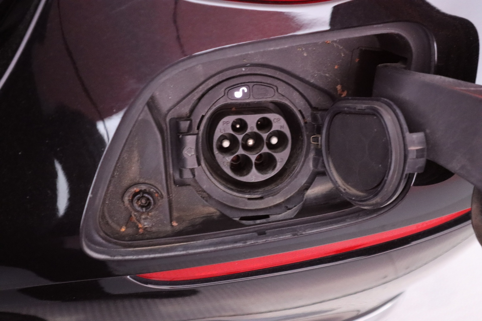 MERCEDES-BENZ E 2018