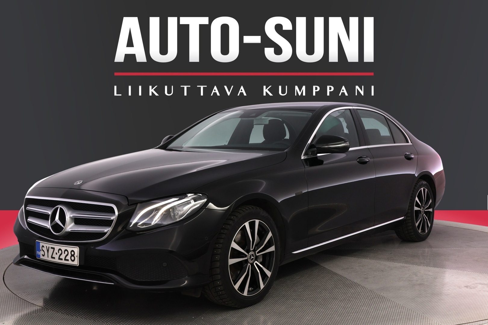 MERCEDES-BENZ E 2018