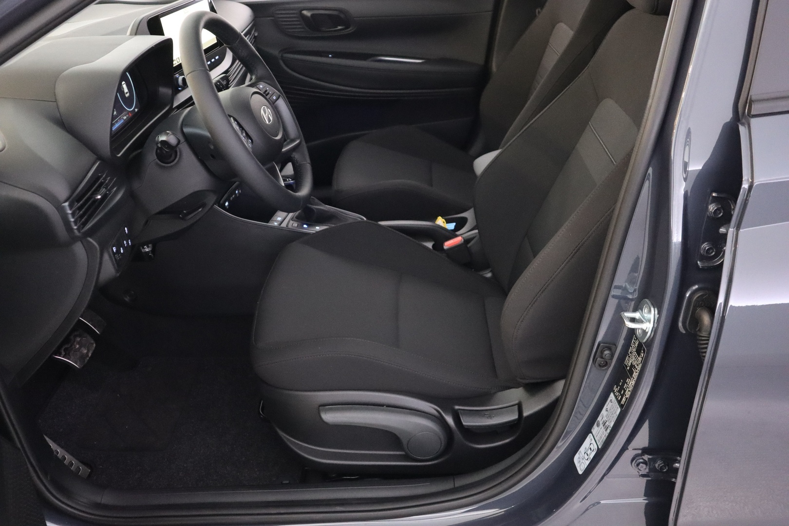 HYUNDAI BAYON Cross 16